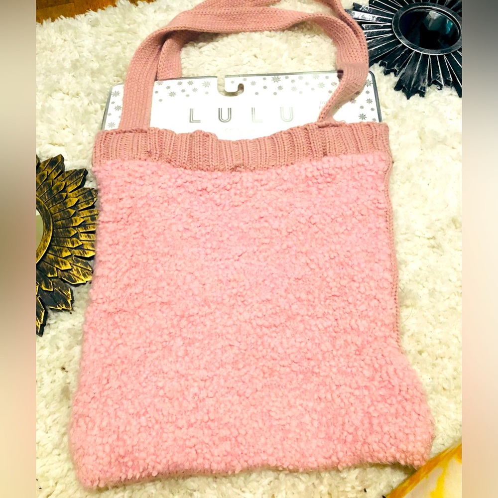 🌸 👛 💎Brand new NWT Book Bag LuLu Cozy Sweater Boho Bag/Tote